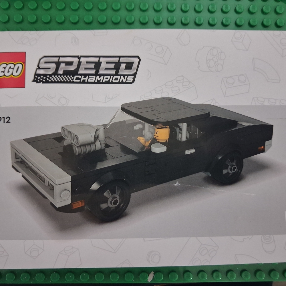 LEGO SPEED CHAMPIONS: Fast & Furious 1970 Dodge Charger R/T (76912) Used - Picture 7 of 7